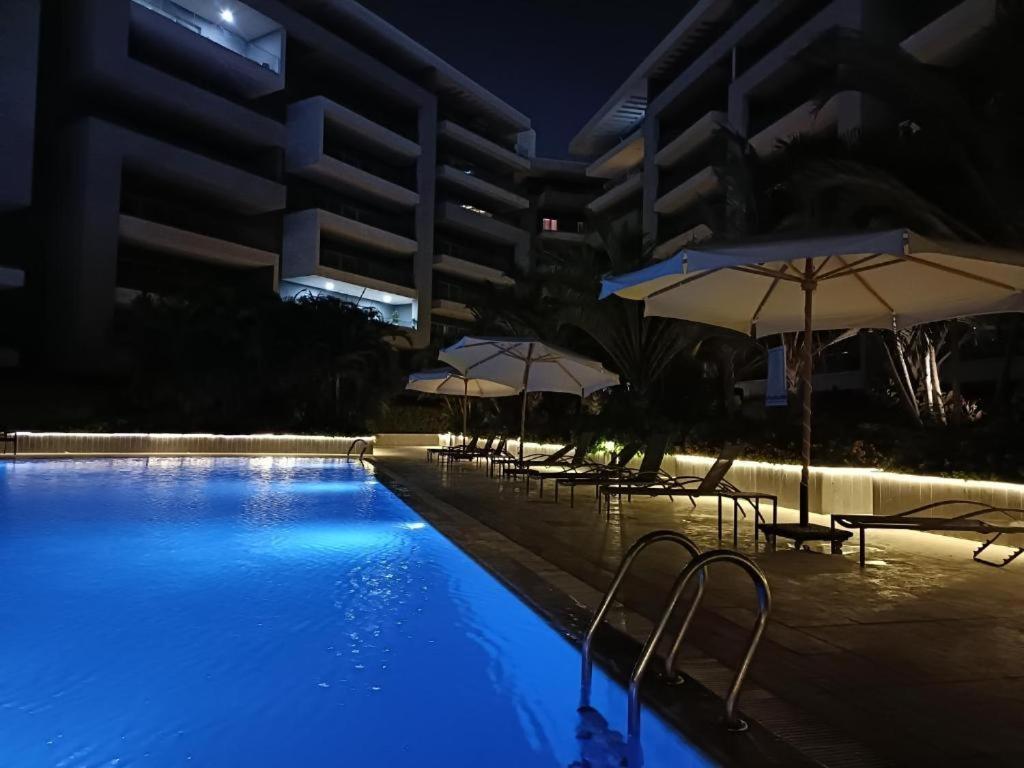 Parkside Boutique 3 Bbr Serviced Apartment - Ocean Blue - Near Airport Kairo Eksteriør billede