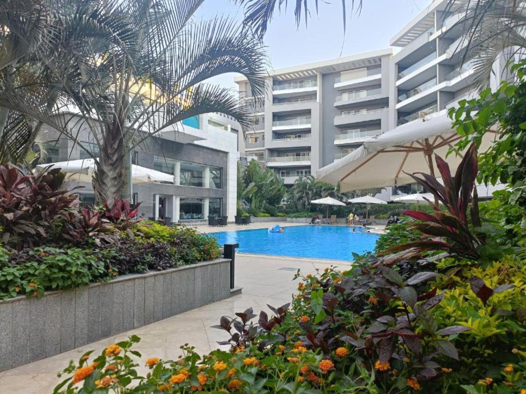 Parkside Boutique 3 Bbr Serviced Apartment - Ocean Blue - Near Airport Kairo Eksteriør billede